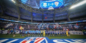 【龙八国际】上海申花主场2-0战胜青岛海牛，蒋圣龙门线救险后抢点破门