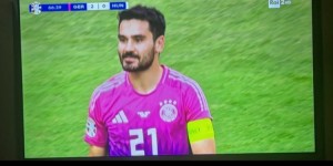 【龙八国际】躺家怒吹前队友?格拉利什看德国队：无法解释京多安多棒！