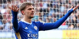 【龙八国际】givemesport：曼联有意以3500万镑引入莱斯特城中场球员霍尔