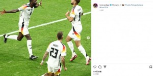 【龙八国际】这场景我熟！吕迪格社媒晒和菲尔克鲁格庆祝照：心态