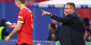 <?php the_title(); ?>