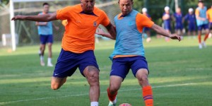 <?php the_title(); ?>