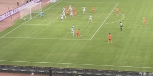 【龙八国际】卡扎伊什维利庆祝与妻子相爱12周年：特别的日子攻入特别的进球