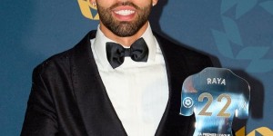 【龙八国际】拉亚社媒：PFA颁奖之夜，很荣幸入选年度最佳阵容