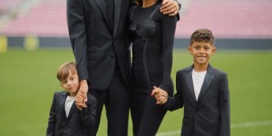 <?php the_title(); ?>