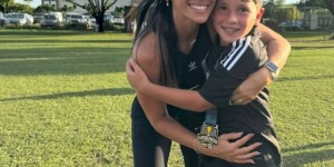 【龙八国际】安东内拉社媒晒与马特奥合照：冠军?⚽