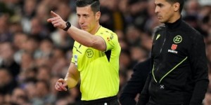 <?php the_title(); ?>