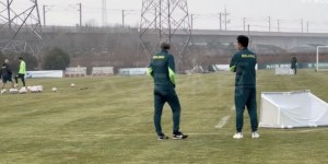 【龙八国际】开启工作狂模式！记者：国安收假后首个训练日，塞蒂恩带队员加练