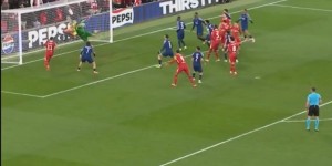 【龙八国际】点球大战2次扑点！官方：多纳鲁马当选本周欧冠最佳球员