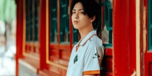 【龙八国际】G2晒HansSama照片配文：BLG无法与之匹敌的气质【EV扑克下载】