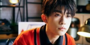 【龙八国际】易烊千玺口味独特，年纪轻轻的他为什么这么多人喜欢？