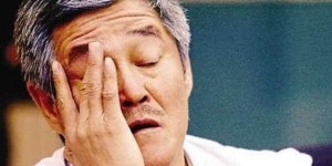 【龙八国际】赵本山和女儿同框演戏，球球短短一句话尽显紧张和生涩