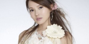 【龙八国际】伊能静怎么了？为什么所有的人都在讨厌她