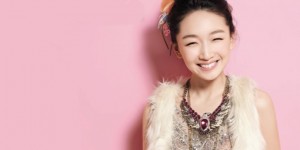 【龙八国际】周冬雨公开吐槽闺蜜身材，揭露“壮肥宽”痛点引争议