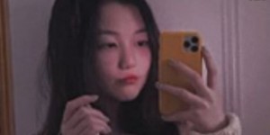 【龙八国际】李嫣新活动受关注搞义卖遭网友调侃：义卖不如拍卖更便捷