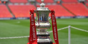 【龙八国际】足总杯1/4决赛抽签将在曼联vs富勒姆赛后进行，曼城等5队已晋级