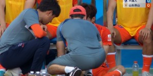 【龙八国际】博主：孙准浩很可能膝盖内侧副韧带受伤 明天将核磁共振