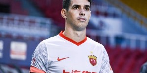 【龙八国际】踢一场715万?奥斯卡在海港总薪资近2亿欧，每场赚715万RMB