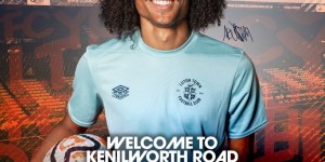 <?php the_title(); ?>