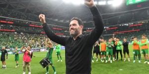 【龙八国际】博主：京津德比是重要的风向标，苏亚雷斯的帅位暂时稳住了