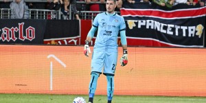 【龙八国际】意媒：米兰预计200万-300万欧签下卡利亚里门将斯库菲特