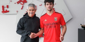 【龙八国际】罗马诺：切尔西想在明年引进一名新的后卫，关注本菲卡后卫阿劳霍