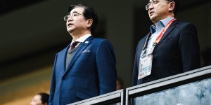 【龙八国际】北青体育：宋凯赛后祝贺球队晋级 同时也提醒U20国足保持头脑清醒