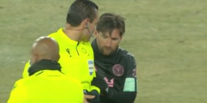 【龙八国际】赛后向梅西要签名！ESPN：墨西哥裁判被停哨半年，再犯无限期停哨
