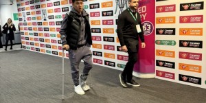 【龙八国际】伤了一套阵容?利物浦确定伤员达12人，远藤航夺冠后又拄拐离开