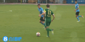 【龙八国际】穆谢奎：教练要求多突破对手第一道防线 输球后球队展现强大动力