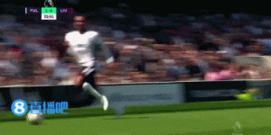 【龙八国际】克劳奇批阿诺德防守：他没办法应对那种情况，他需要更加强壮