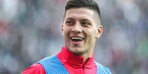 <?php the_title(); ?>