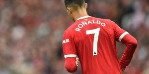 【龙八国际】【评头论足】?你支持C罗离开曼联吗？放手是否对双方都好？