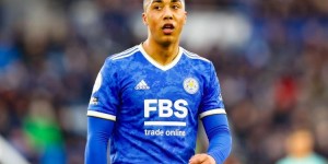 【龙八国际】英媒：阿森纳尚未正式报价蒂莱曼斯，部分原因是担心球员身体状况