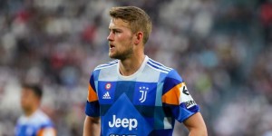 【龙八国际】米体：切尔西、拜仁都在竞争德里赫特，尤文坚持1.2亿欧元解约金