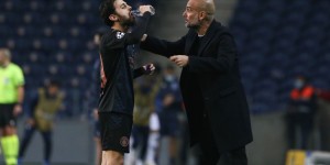 【龙八国际】瓜帅：B席会留在球队，俱乐部没有收到过他的报价