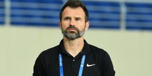 【龙八国际】沪媒：莱科是“三无”教练，战术简单、缺乏担当成海港最短板