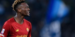 【龙八国际】麦考伊斯特：曼联应签下亚伯拉罕，他之前在切尔西只是运气不好