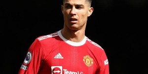 【龙八国际】邮报：马夏尔伤缺，对阵布莱顿滕哈赫可能不得不考虑使用C罗