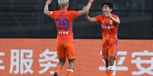 【龙八国际】足球报：金敬道恢复不会太容易，孙准浩何时能登场也是未知数