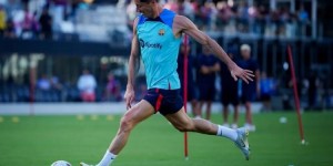 【龙八国际】海纳：不明白莱万为何又要提离队话题，上赛季末是他先公开表态