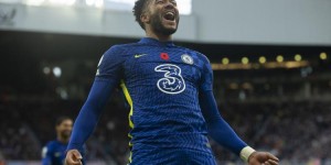 【龙八国际】里斯-詹姆斯上赛季至今31场联赛参与16球，英超后卫中最多