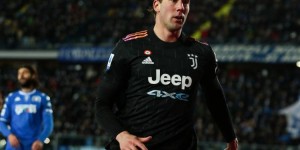 【龙八国际】拜仁对弗拉霍维奇感兴趣？法尔克：NOT TRUE！