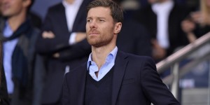 【龙八国际】龙帅！马卡：哈维-阿隆索即将执教勒沃库森，双方签约至2024年6月