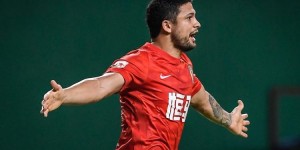 【龙八国际】北青：艾克森确认以自由身加盟成都蓉城，2月20日回国和球队会合