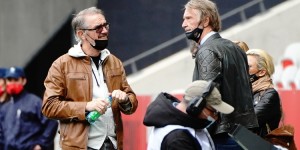 【龙八国际】记者灵魂拷问：拉特克利夫13亿镑资金从何来？9.69亿镑债务咋处理