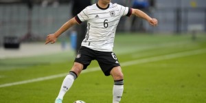 【龙八国际】纳格尔斯曼：基米希发烧超过38度，他最好尽快回到亲人的身边