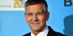 【龙八国际】海纳：药厂、多特和莱比锡都是冠军争夺者，欢迎穆勒小新进管理层