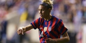 【龙八国际】中国女足苦主特里妮蒂-罗德曼：继承父亲天赋 被誉为女足姆巴佩