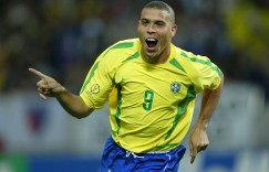 【龙八国际】布罗基：大罗有梅西的技术和C罗的力量，他就是外星人